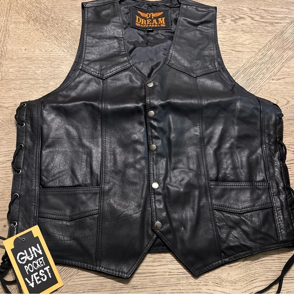 Dream Apparel Men’s Black Leather Vest Size 46  XL